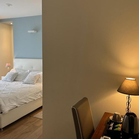 Relais Dei Mandorli Hotel Bergamo Bagian luar foto