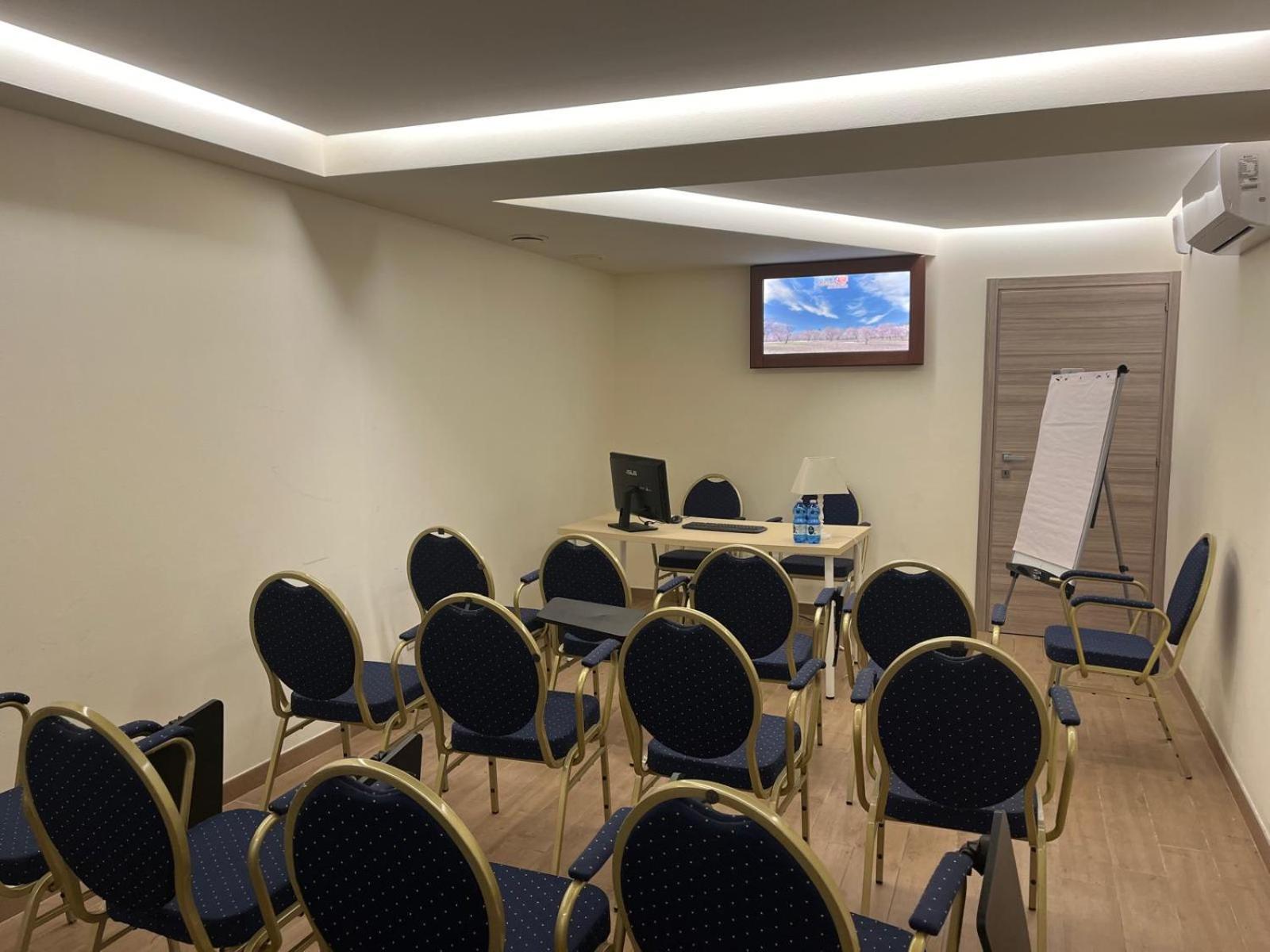 Relais Dei Mandorli Hotel Bergamo Bagian luar foto