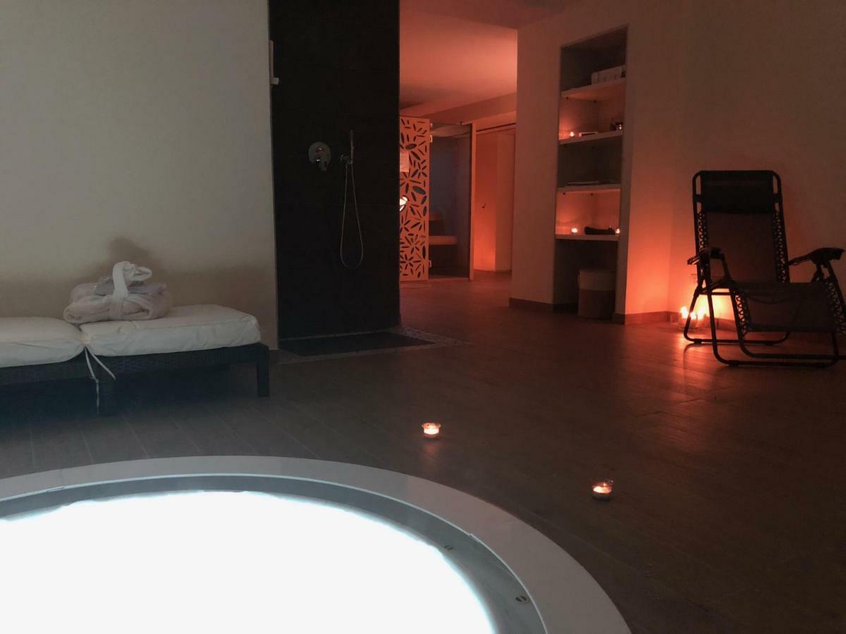 Relais Dei Mandorli Hotel Bergamo Bagian luar foto