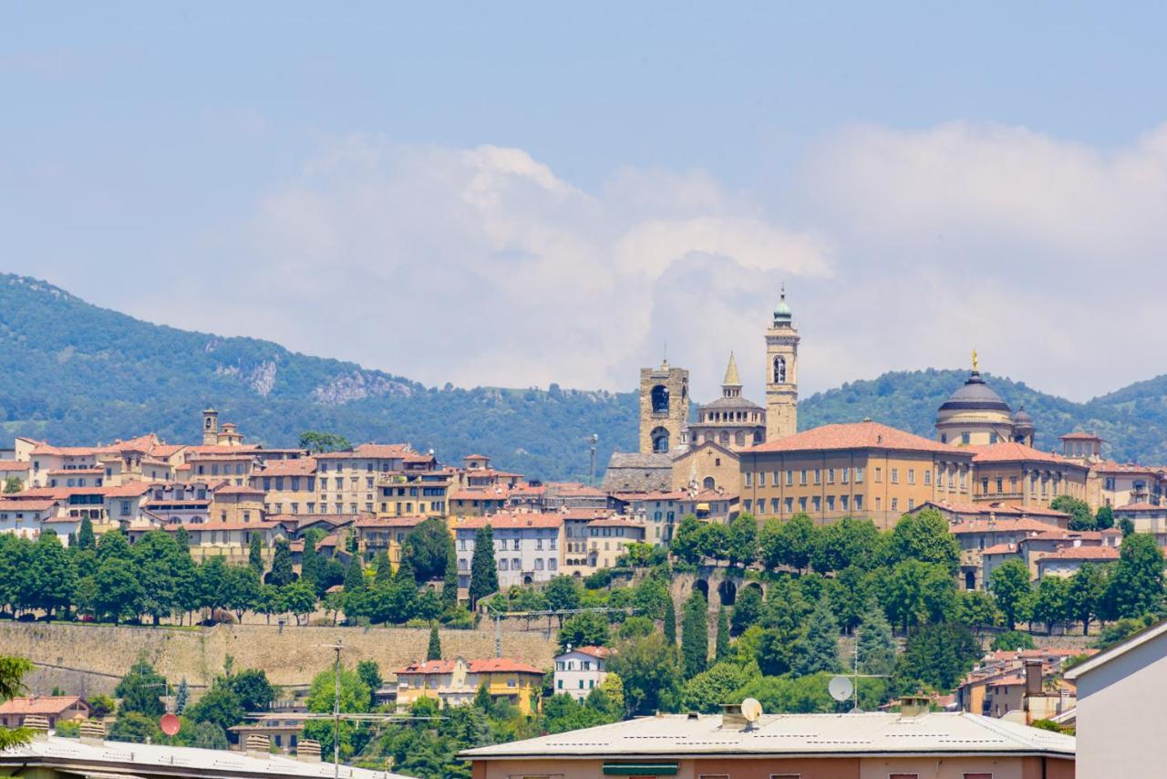 Relais Dei Mandorli Hotel Bergamo Bagian luar foto
